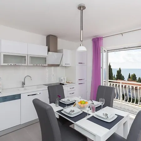 Enzian Apartment